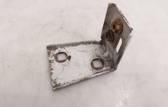 Ford Transit Fender mounting bracket BK2116D155AA