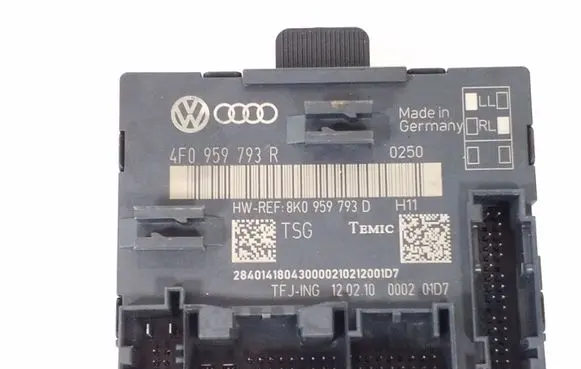 Audi Q7 4L Door control unit/module 8K0959793D 4F0959793R