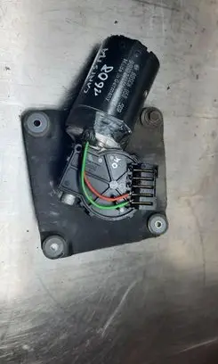 Mitsubishi Carisma Wiper motor
