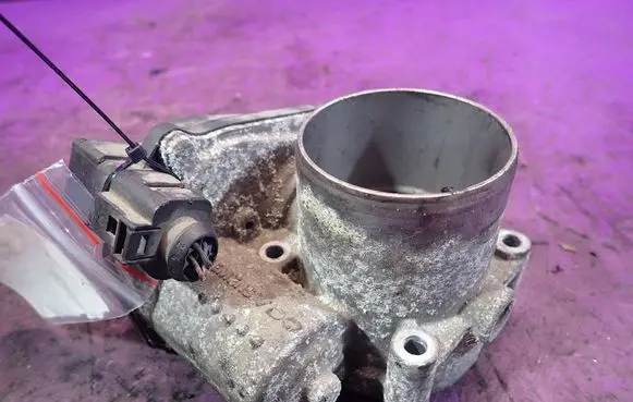 Skoda Fabia Mk2 (5J) Throttle body valve 
