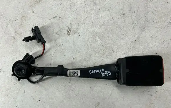 Chevrolet Camaro Front seatbelt buckle 84231153