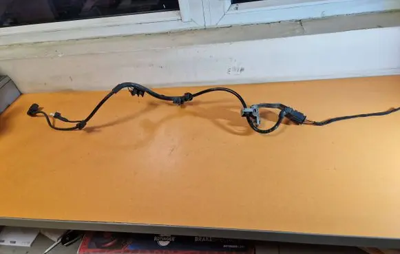 Mercedes-Benz CLA C118 X118 Rear ABS sensor wiring A2475400700