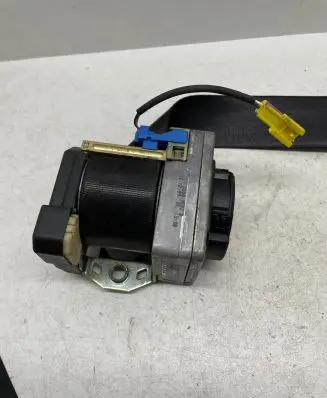 Volkswagen New Beetle Front seatbelt 1K1857705G 1953035212 040180
