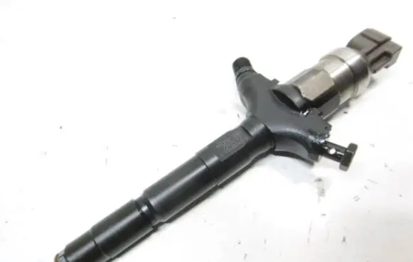 Renault Espace - Grand espace IV Fuel injector 8-97239161-7