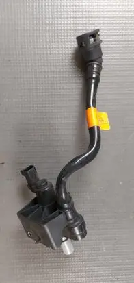Ford Fusion II Vacuum valve EG939D333CB F903A