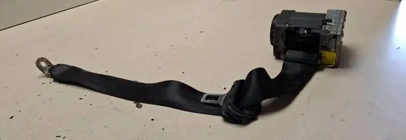 Audi A3 S3 8L Rear seatbelt 27213082