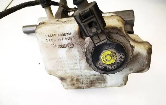 Skoda Superb B6 (3T) Brake fluid reservoir 1k1611301d 033508-86321