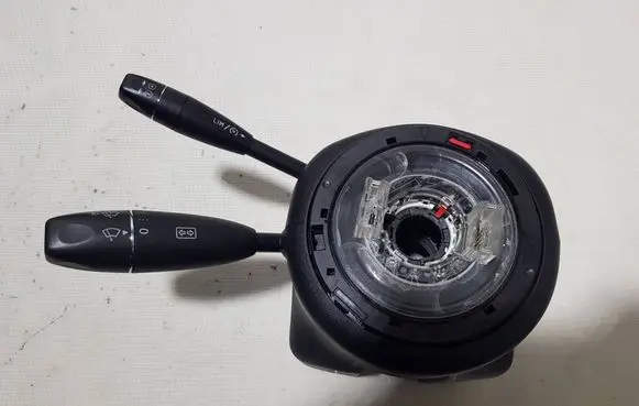 Mercedes-Benz E W212 Wiper turn signal indicator stalk/switch A2129007502DNNN A2129007502