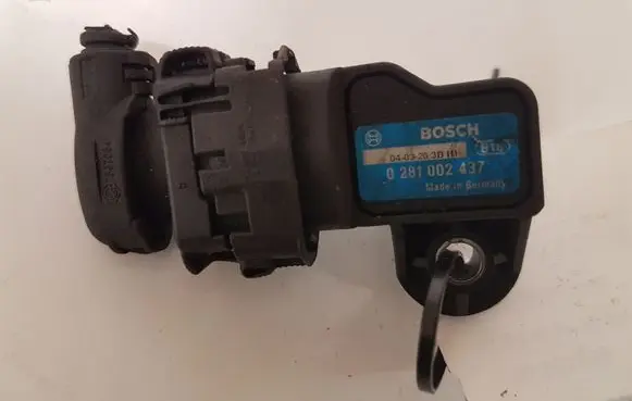 Opel Signum Air pressure sensor 0281002437