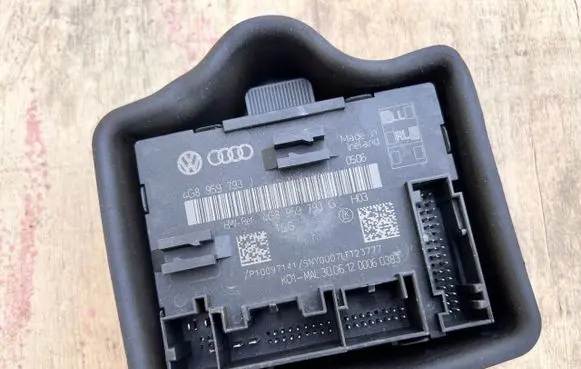 Audi A6 S6 C7 4G Door control unit/module 4G8959793J