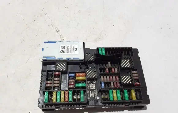 BMW 5 G30 G31 Fuse module 9357891