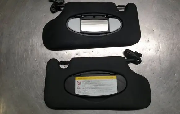 Mini Cooper Countryman R60 Sun visor