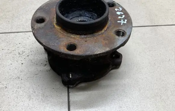 BMW X5 E70 Rear wheel bearing hub 