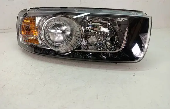 Chevrolet Captiva Headlight/headlamp 96699864
