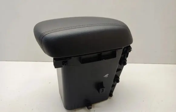 KIA Sportage Armrest 846813WAB0