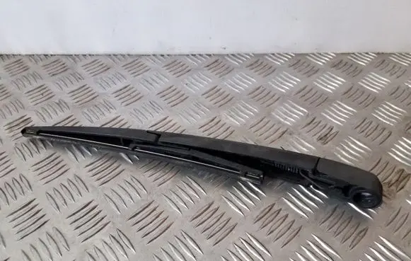 KIA Sorento Rear wiper blade arm