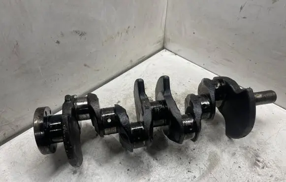 Renault Megane II Crankshaft F136226