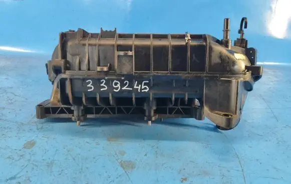 Ford Escape III Intake manifold DS7Z9424J