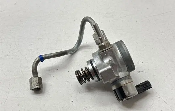 Subaru Forester SK Fuel injection high pressure pump 16625AA120 2961000640