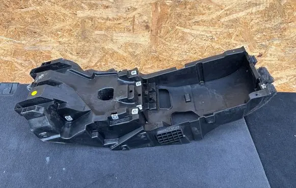 Audi e-tron Other center console (tunnel) element 4KL863243