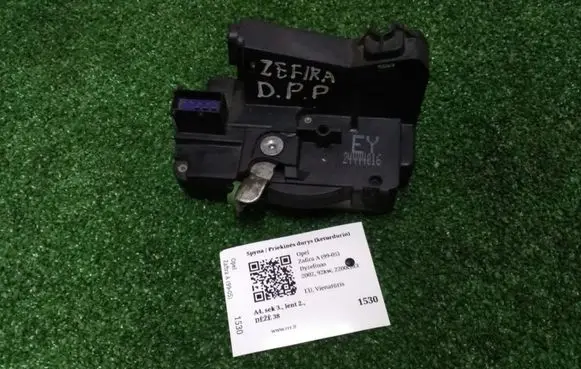 Opel Zafira A Front door lock 24444016EY