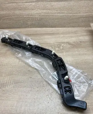 KIA Sorento Rear bumper mounting bracket 86661C5000