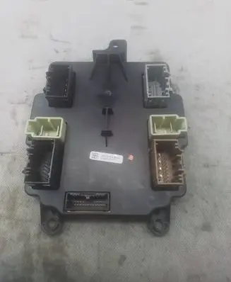 Tesla Model X Door control unit/module 106205600b