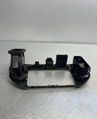 Radio/GPS head unit trim