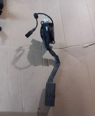 Peugeot 407 Accelerator throttle pedal 9650341780 0280755012