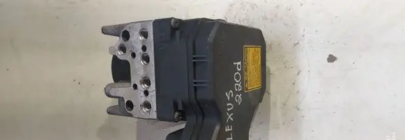 Lexus IS 220D-250-350 ABS Pump