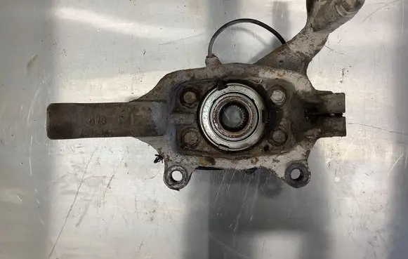Nissan Murano Z50 Front wheel hub 