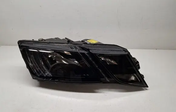 Skoda Octavia Mk3 (5E) Headlight/headlamp 5E1941016C
