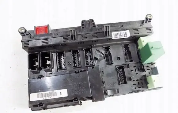 BMW X5 E53 Fuse module 8380407