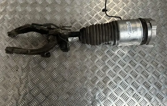 Volvo XC90 Front air suspension shock absorber 31476850