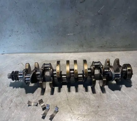 Mercedes-Benz E W124 Crankshaft 6013211