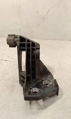Mercedes-Benz C W205 Radiator mount bracket A2055014420