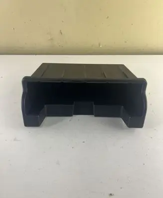 Suzuki Ignis Dashboard storage box/compartment 7343162R0 7343162R 7343162