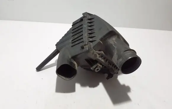 Nissan NV300 Air filter box 165009078R
