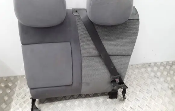Rear seat