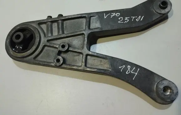 Engine mounting bracket