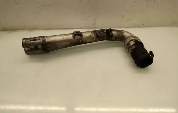 Volkswagen Touareg I Intercooler hose/pipe 7L6145945F