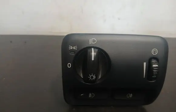 Volvo S80 Light switch 30739307 05W20E03 MF203300037