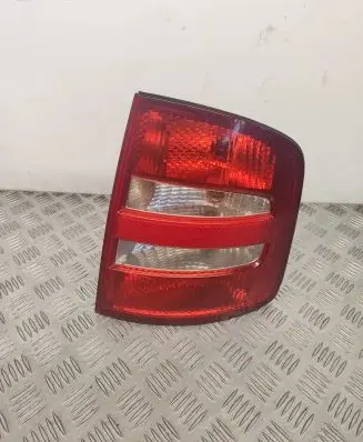 Skoda Fabia Mk1 (6Y) Rear/tail lights 6Y9945096B