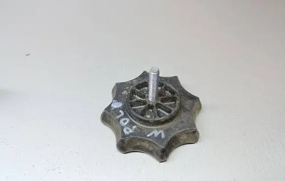 Volkswagen Polo Spare wheel bolt 6Q0803899B