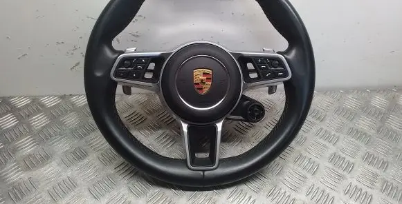 Porsche Panamera (971) Steering wheel