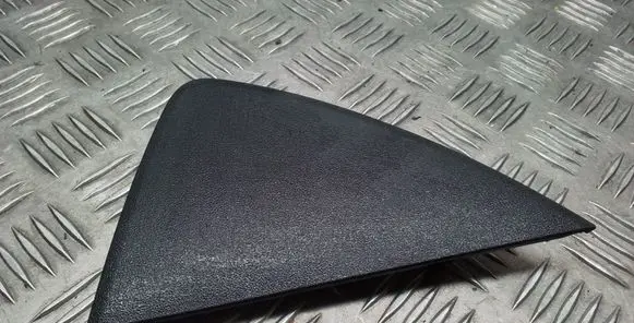 Tesla Model Y Panel trim 168437800A