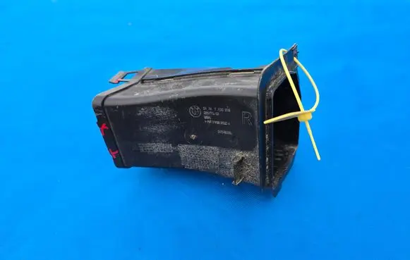 BMW X3 G01 Brake cooling air channel/duct 7400006