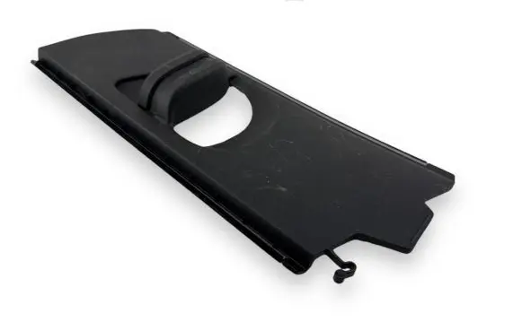(B) pillar trim (bottom)