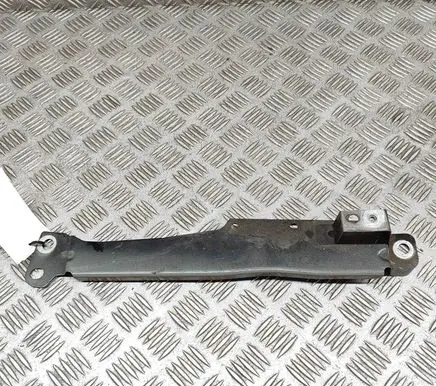 Volvo V60 Fender mounting bracket 31468233
