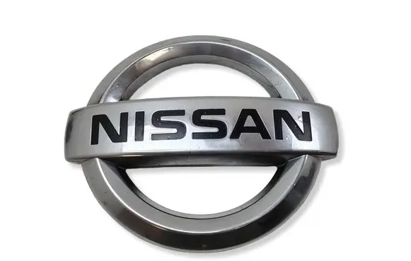 Nissan Navara D40 Manufacturer badge logo/emblem 62890EB300